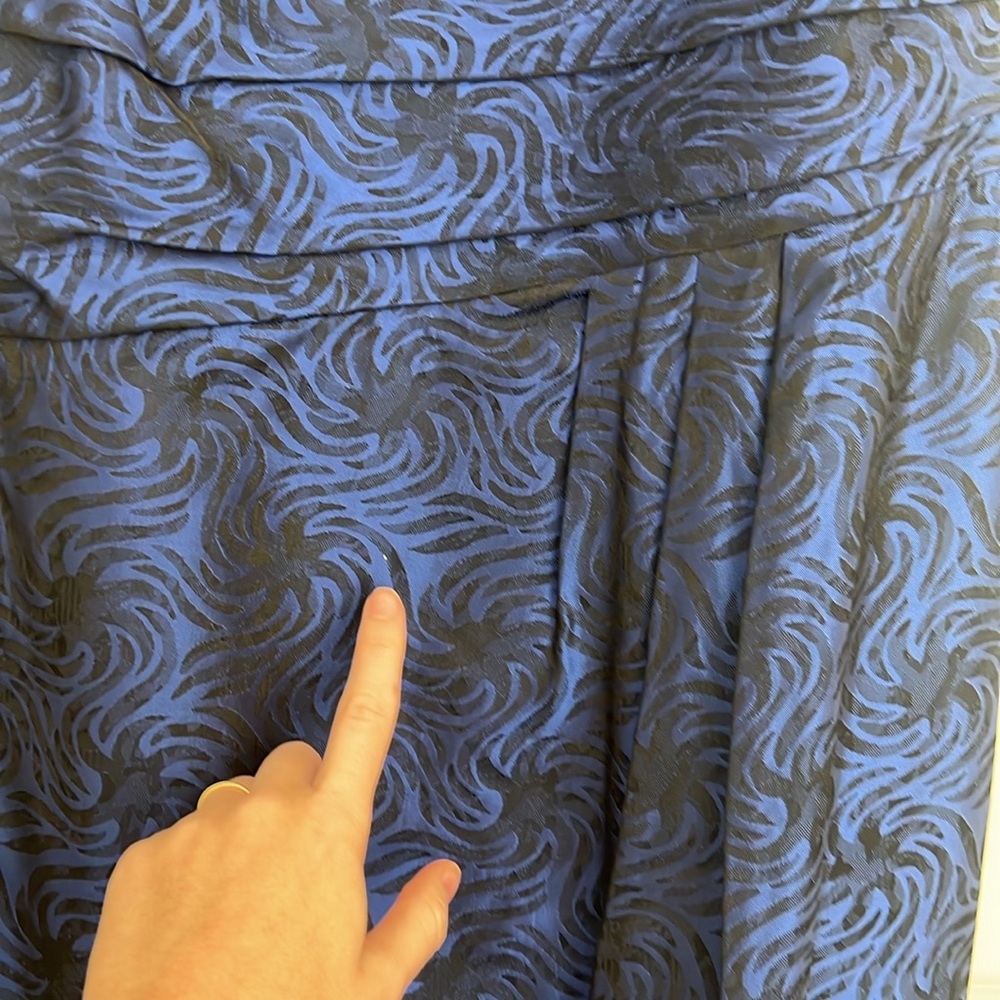 Blue V-Neck Cocktail Dress - Picture 14 of 14